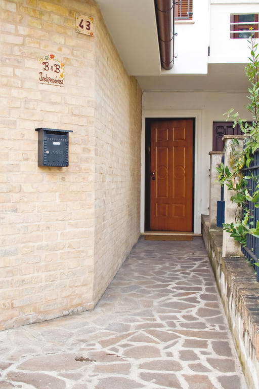 B&B Indipendenza Civitanova Marche Ngoại thất bức ảnh
